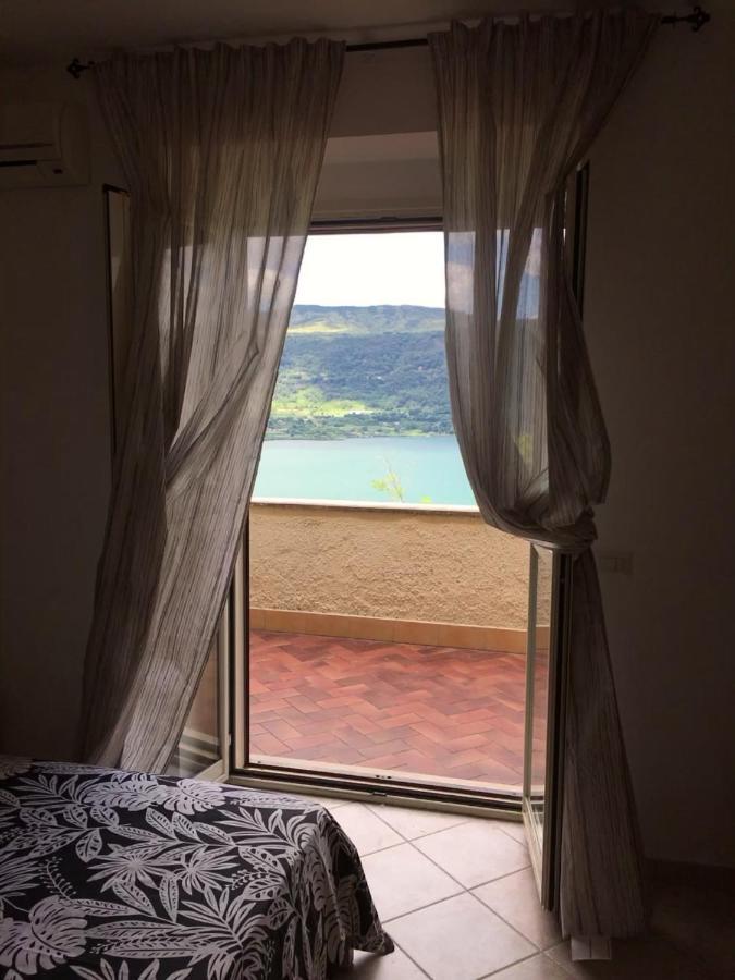 Appartamento Vista Lago Genzano di Roma Dış mekan fotoğraf